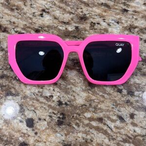 Quay contoured hot pink sunglasses